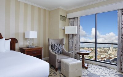 Hilton New Orleans Riverside