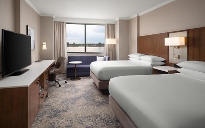 Hilton New Orleans Riverside