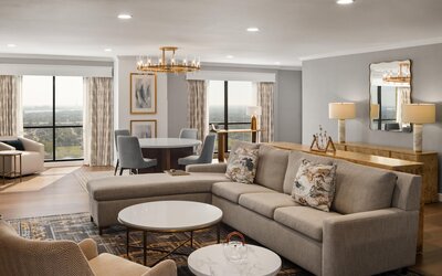 Hilton New Orleans Riverside