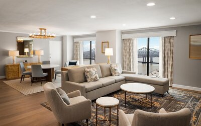 Hilton New Orleans Riverside