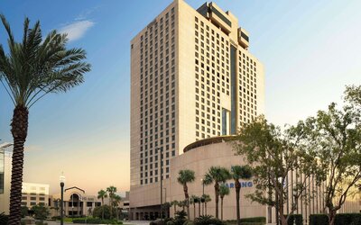 Hilton New Orleans Riverside