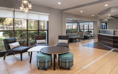 Sonesta ES Suites New Orleans Convention Center