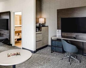 all rooms equipped with a work desk ideal for working remotely at DoubleTree by Hilton Hotel & Suites Jersey City.