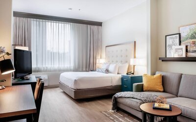 St Charles Coach House, an Ascend Collection Hotel