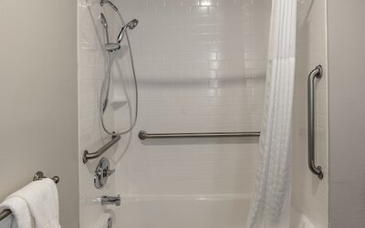St Charles Coach House, an Ascend Collection Hotel