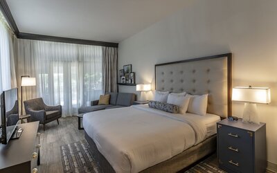 St Charles Coach House, an Ascend Collection Hotel