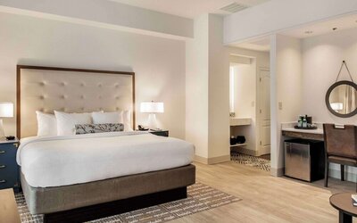 St Charles Coach House, an Ascend Collection Hotel