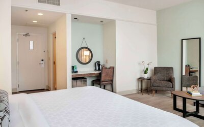St Charles Coach House, an Ascend Collection Hotel