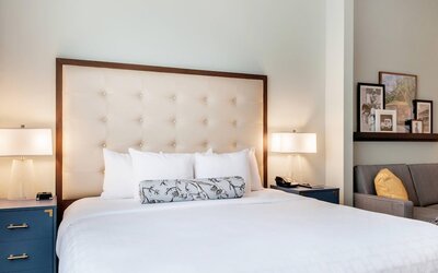 St Charles Coach House, an Ascend Collection Hotel