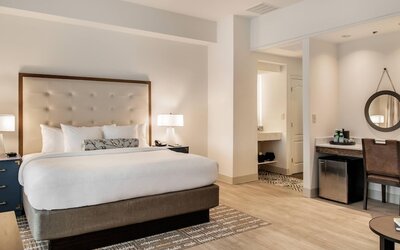 St Charles Coach House, an Ascend Collection Hotel