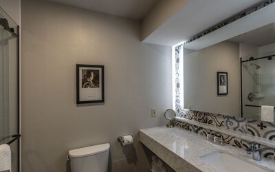 St Charles Coach House, an Ascend Collection Hotel