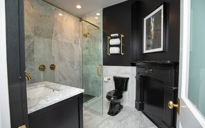 The Blackbird Hotel