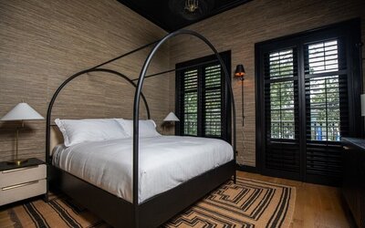 The Blackbird Hotel