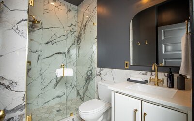 The Blackbird Hotel