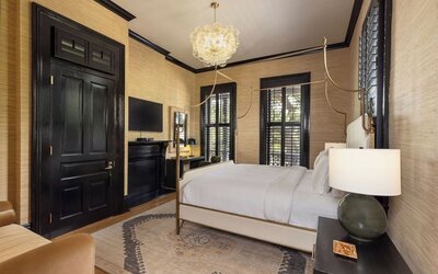 The Blackbird Hotel
