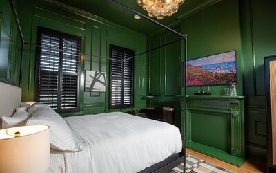 The Blackbird Hotel