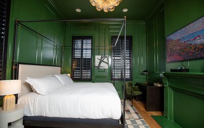 The Blackbird Hotel