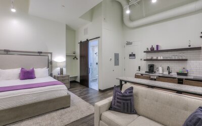 Studio 154 Luxury Hotel