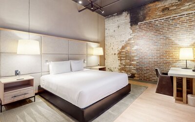 Studio 154 Luxury Hotel