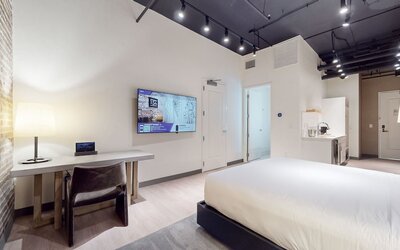 Studio 154 Luxury Hotel