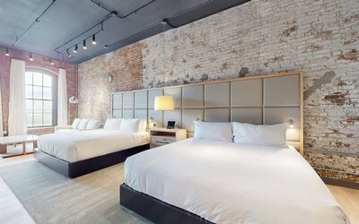 Studio 154 Luxury Hotel