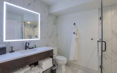 Studio 154 Luxury Hotel