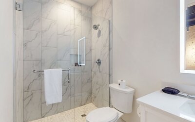 Studio 154 Luxury Hotel