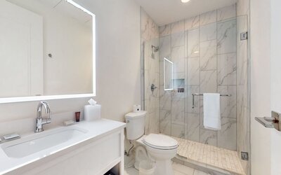 Studio 154 Luxury Hotel