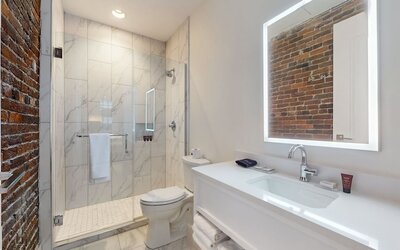 Studio 154 Luxury Hotel
