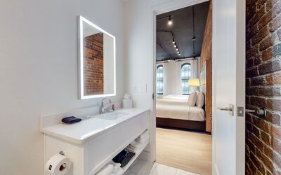 Studio 154 Luxury Hotel