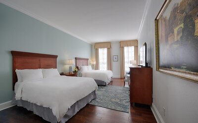 voco St. James Hotel by IHG