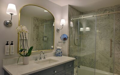 voco St. James Hotel by IHG