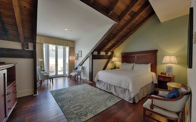 voco St. James Hotel by IHG