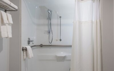 voco St. James Hotel by IHG