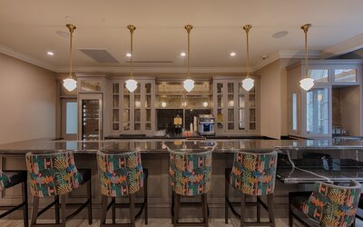 voco St. James Hotel by IHG