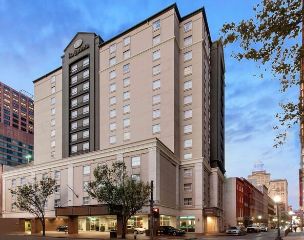 La Quinta Inn & Suites by Wyndham New Orleans Downtown