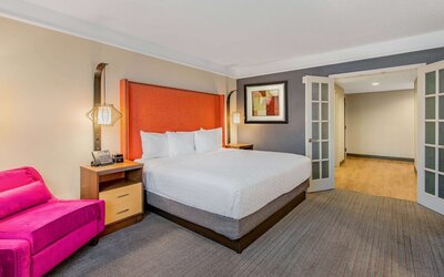 La Quinta Inn & Suites by Wyndham New Orleans Downtown