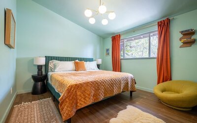 Palma Plaza Unit C