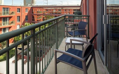 Courtyard by Marriott New Orleans Warehouse Arts District