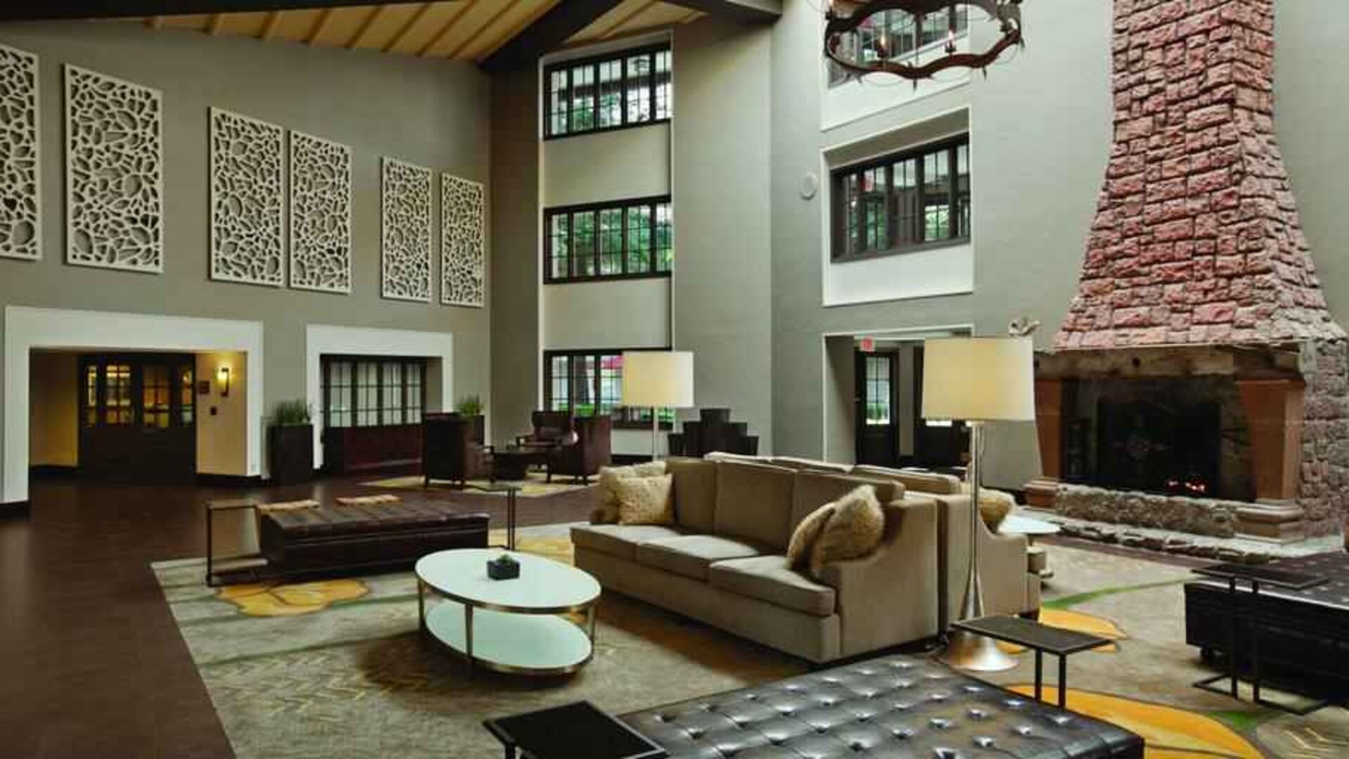 Beatiful lobby workspace by the fireplace at the Embassy Suites by Hilton Napa Valley.