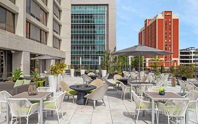 Outdoor patio with city view at the Hilton Birmingham at UAB.