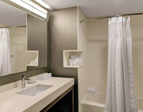 Courtyard by Marriott New Orleans Westbank/Gretna