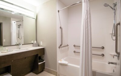 Holiday Inn New Orleans Airport North by IHG