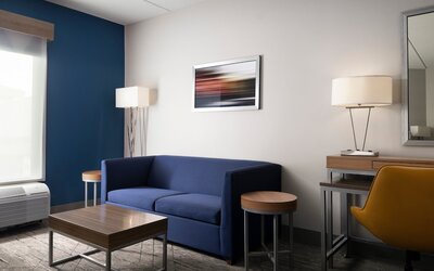 Holiday Inn Express & Suites New Orleans Airport South by IHG