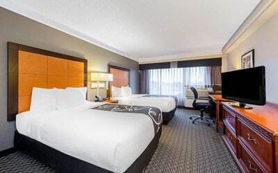 La Quinta Inn & Suites by Wyndham New Orleans Airport