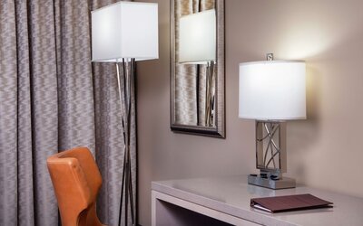 DoubleTree by Hilton Hotel Nashville Downtown