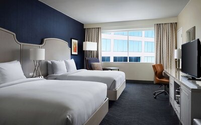 DoubleTree by Hilton Hotel Nashville Downtown