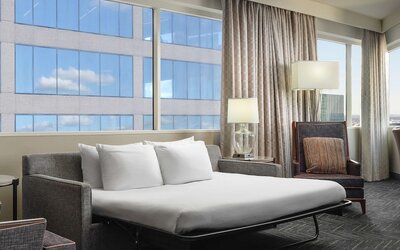 DoubleTree by Hilton Hotel Nashville Downtown