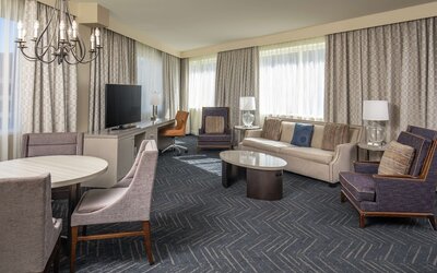 DoubleTree by Hilton Hotel Nashville Downtown