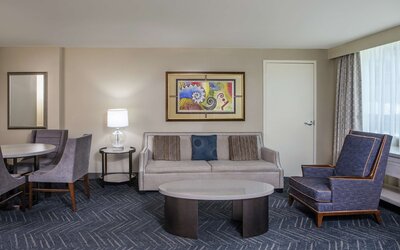 DoubleTree by Hilton Hotel Nashville Downtown